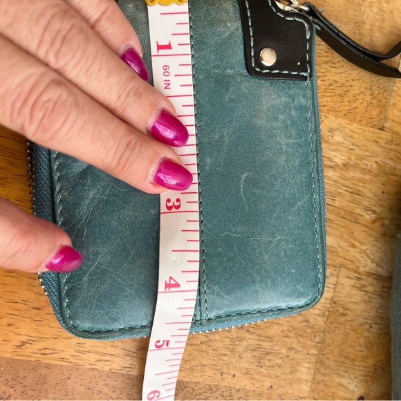 ✨Rare Find✨ Vintage Y2K Ellington Bella Leather Handbag Wallet Set 👜✨ - Picture 13 of 16